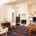 Campanella Attic شقة *