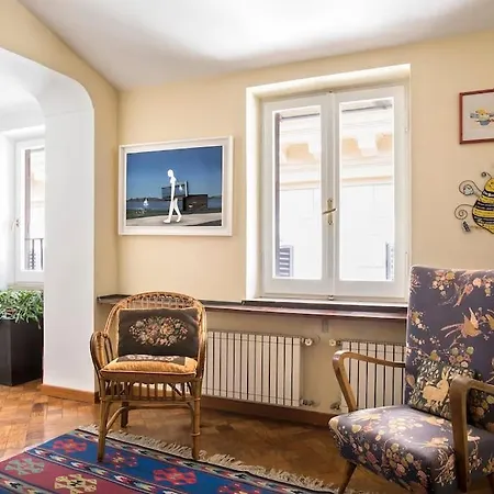 Apartment Campanella Attic Rom