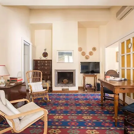 Campanella Attic Rom